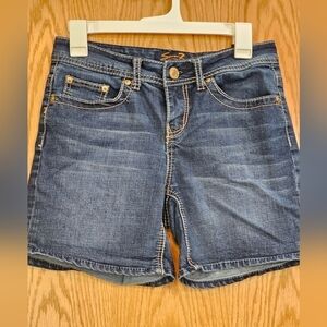 Seven7 Jean Shorts Sz 4
